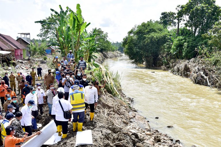 Tinjau Banjir