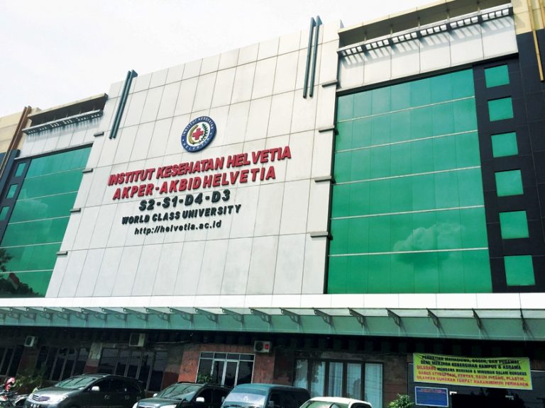 Gedung Institut Kesehatan Helvetia Medan