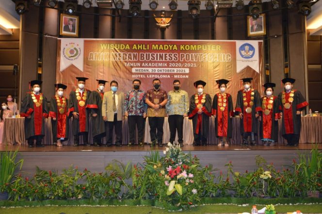 
					AMIK MBP Wisuda 84 Ahli Madya Komputer