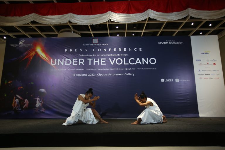 Cuplikan Adegan Under the Volcano 3 (Dok. Bakti Budaya Djarum Foundation)