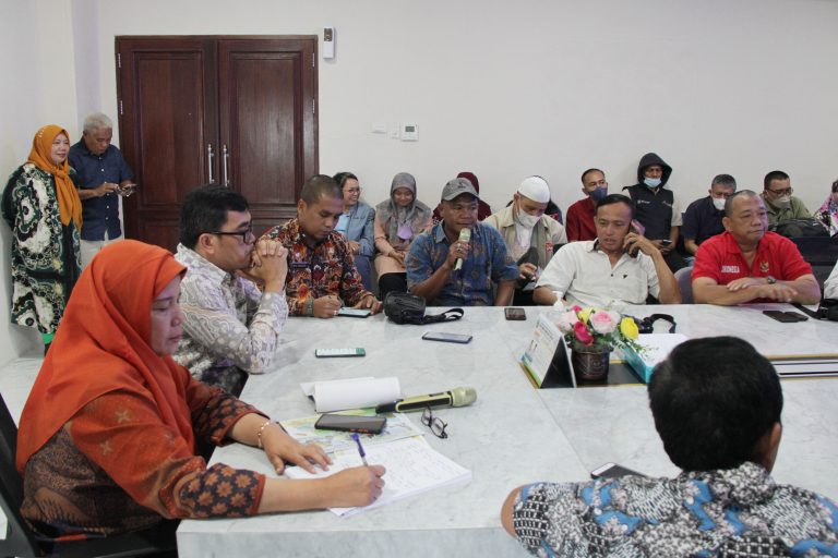 Konferensi Pers_Biro Prekonomian dan Dinas Ketapang 5