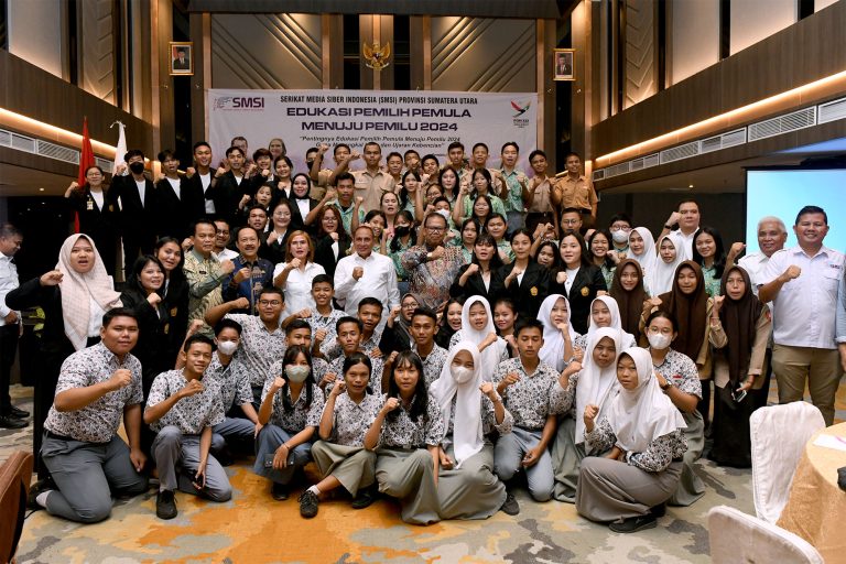 Seminar Edukasi Pemilih Pemula oleh SMSI (5)