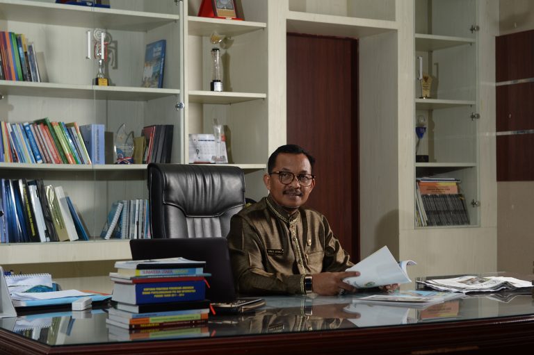 Kadis Kominfo Ilyas Sitorus