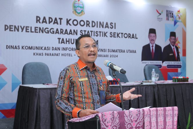 
					Kepala Dinas Komunikasi dan Informatika (Kominfo) Pemerintah Provinsi Sumatera Utara (Sumut) Ilyas S Sitorus membuka Rakor Penyelenggaraan Statistik Sektoral 2024 di Hotel Khas Parapat, Simalungun, Senin (26/2/2024).  (Sumber: Diskominfo Sumut)