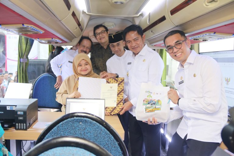 PjGubsu_Launching Layanan Bus Bergerak PTPSP Provsu 3