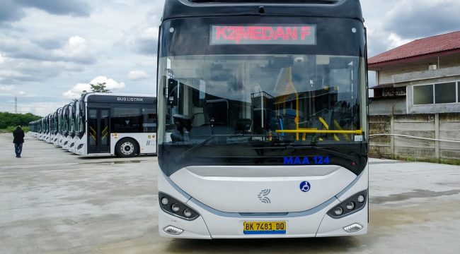 Pemko Medan terus menunjukkan komitmennya dalam meningkatkan layanan transportasi massal dengan menghadirkan 60 unit bus listrik baru. (Dok. Diskominfo Medan)