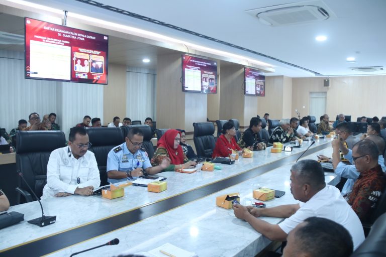 Rapat Despilkada Pemprov Sumut_Menkopolhukam 3