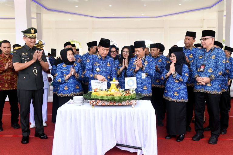 Upacara HUT KORPRI ke 53 Tahun (3)