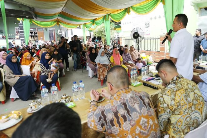 
					Anggota DPR RI Musa Rajekshah melaksanakan masa reses di Kelurahan Belawan Bahagia, Kecamatan Medan Belawan, Kota Medan. (Sumber: laman Facebook Musa Rajekshah) 