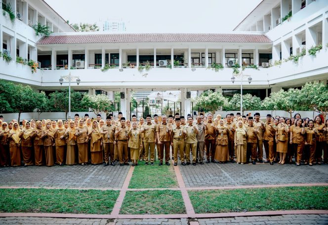 
					100 Pejabat Fungsional Pemko Medan Dilantik