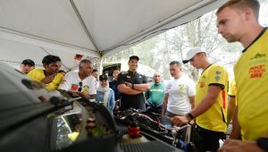 1101menpora-dito-tinjau-fia-aprc-2025-apresiasi-dampak-positif-bagi-sport-tourism-di-sumut