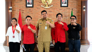 GUBSU TERIMA AUDIENSI GMNI 07