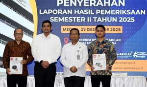 Gubernur- Penyerahan Laporan Hasil Pemeriksaan Semester II Thn 2025 -8