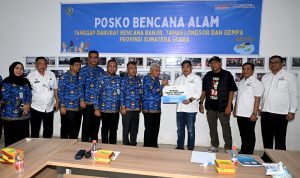 Wagub Terima Bantuan dari Apkasi -7