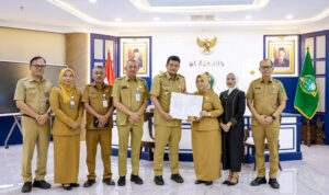 Gubsu serahkan SK Plt Bupati Langkat (5)
